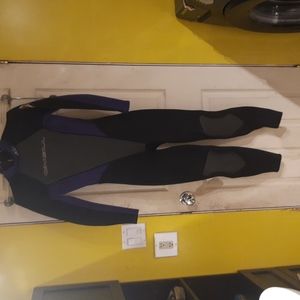 Wwt suit for adults